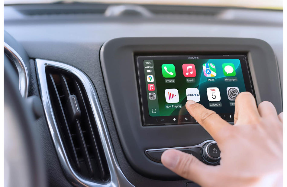 Alpine ILX-W770-M 6.75" Multimedia Receiver Wired Apple CarPlay & Android Auto